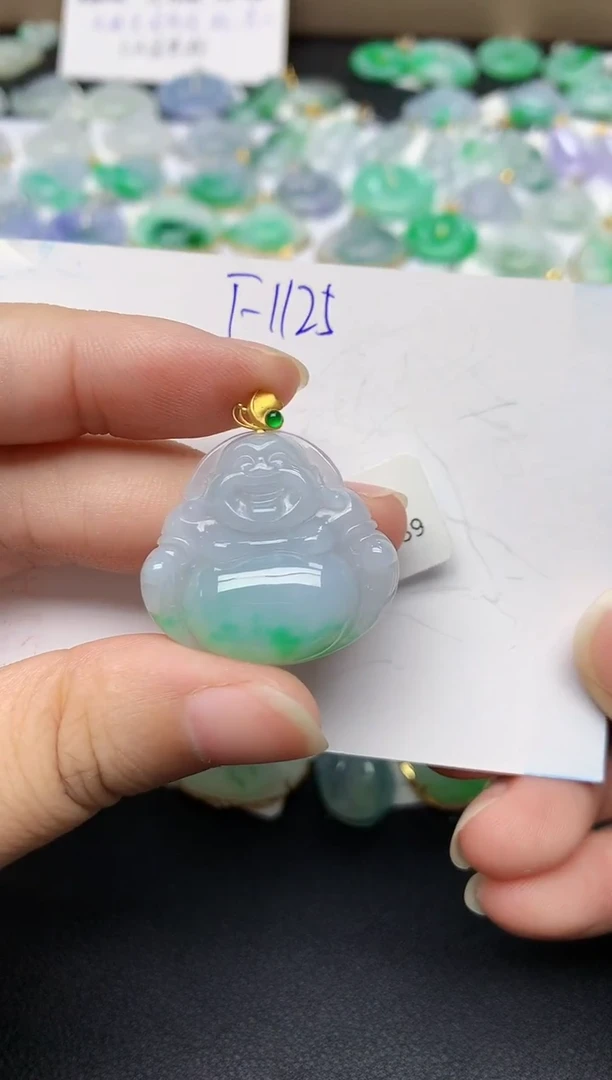 颈饰18K金镶嵌翡翠天然缅甸A货翡翠百元以上9元证书费自理