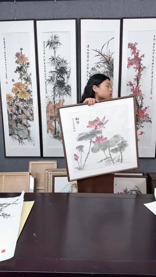 【闪购商品】国画荷花实木装裱