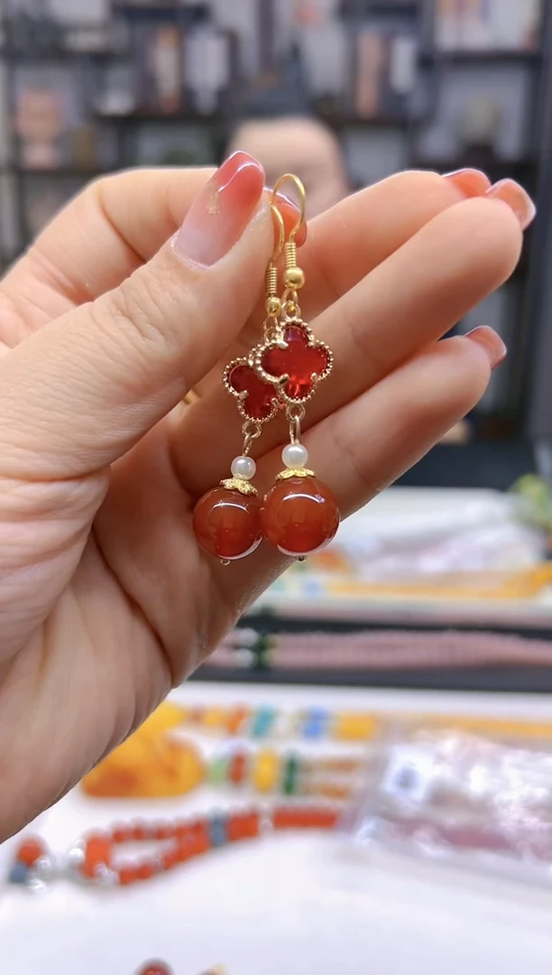 【闪购商品】玛瑙/玉髓耳坠14K金镶嵌E691