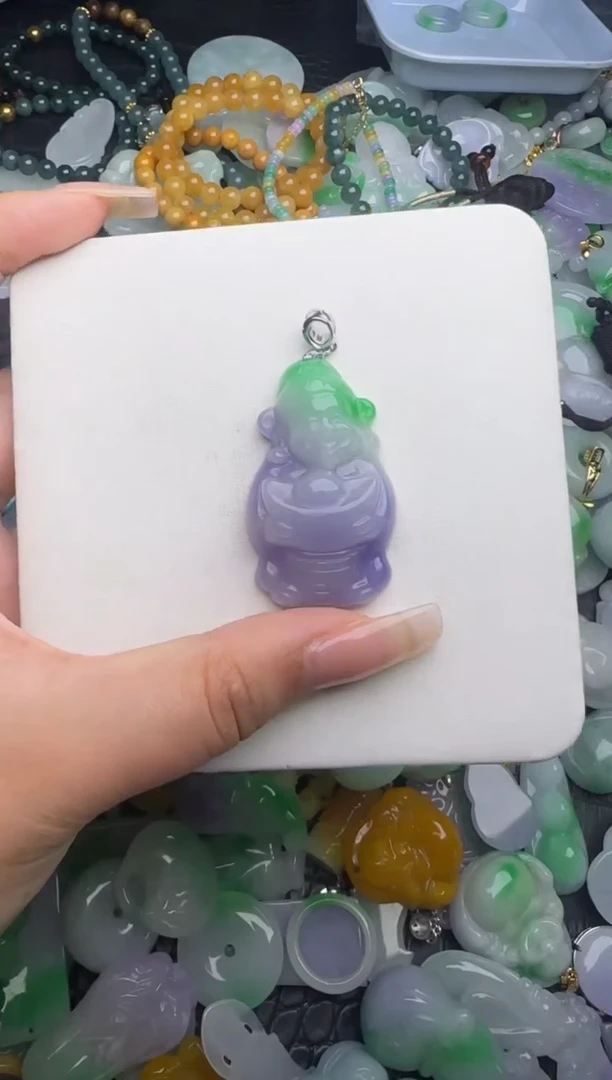 翡翠未镶嵌颈饰天然缅甸翡翠吊坠