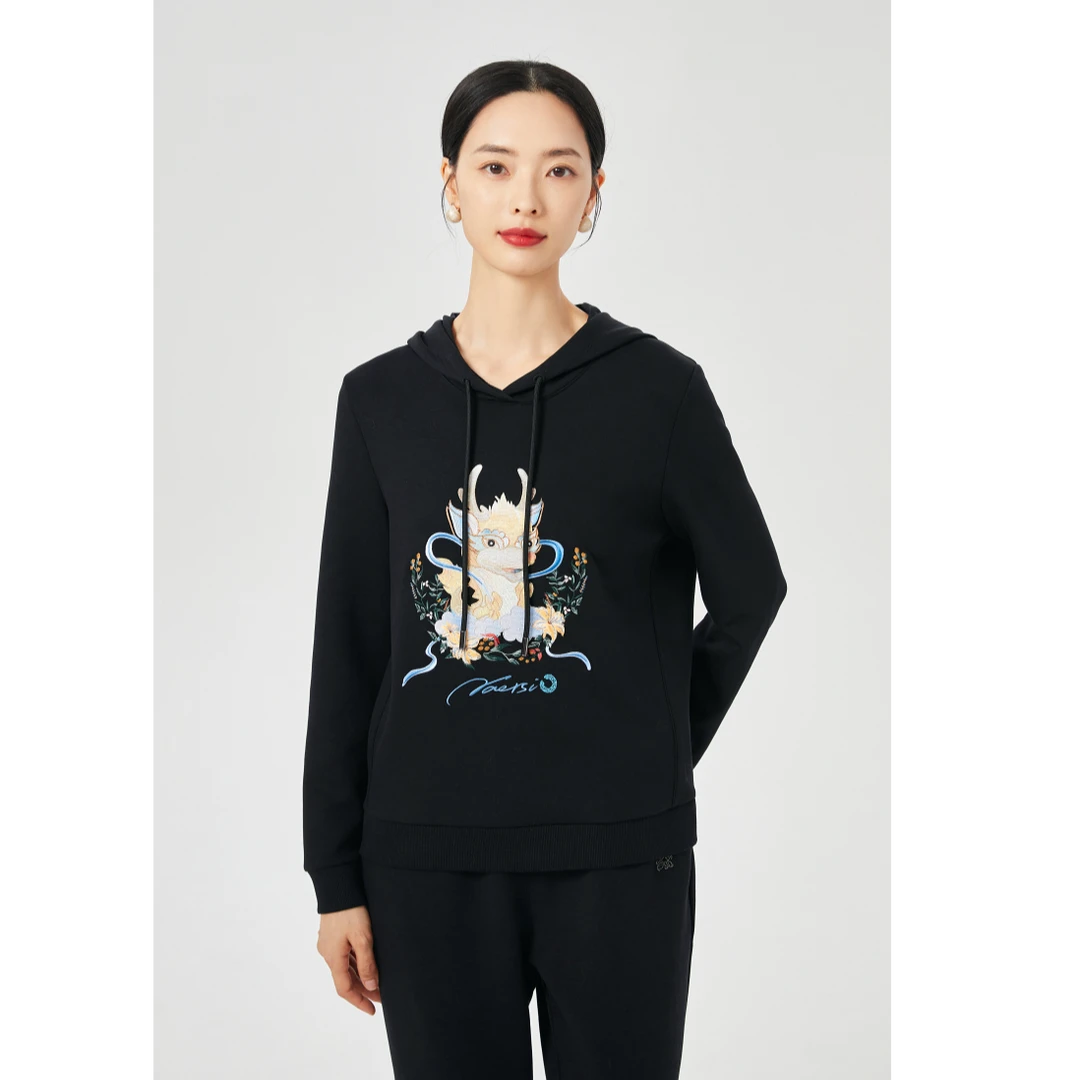 NAERSI/娜尔思刺绣连帽针织套头厚款莱赛尔宽松卫衣NM01871W0