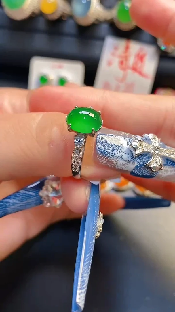 银S925镶嵌翡翠耳饰天然