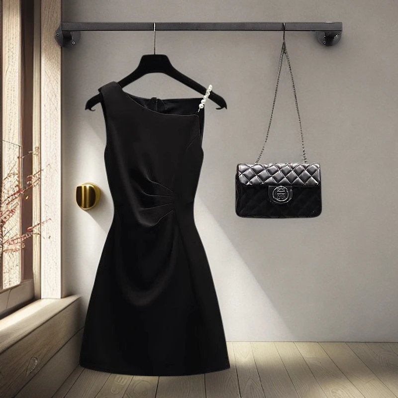 2025年夏季新款设计感潮牌修身收腰连衣裙女显瘦遮肚子包臀吊带裙