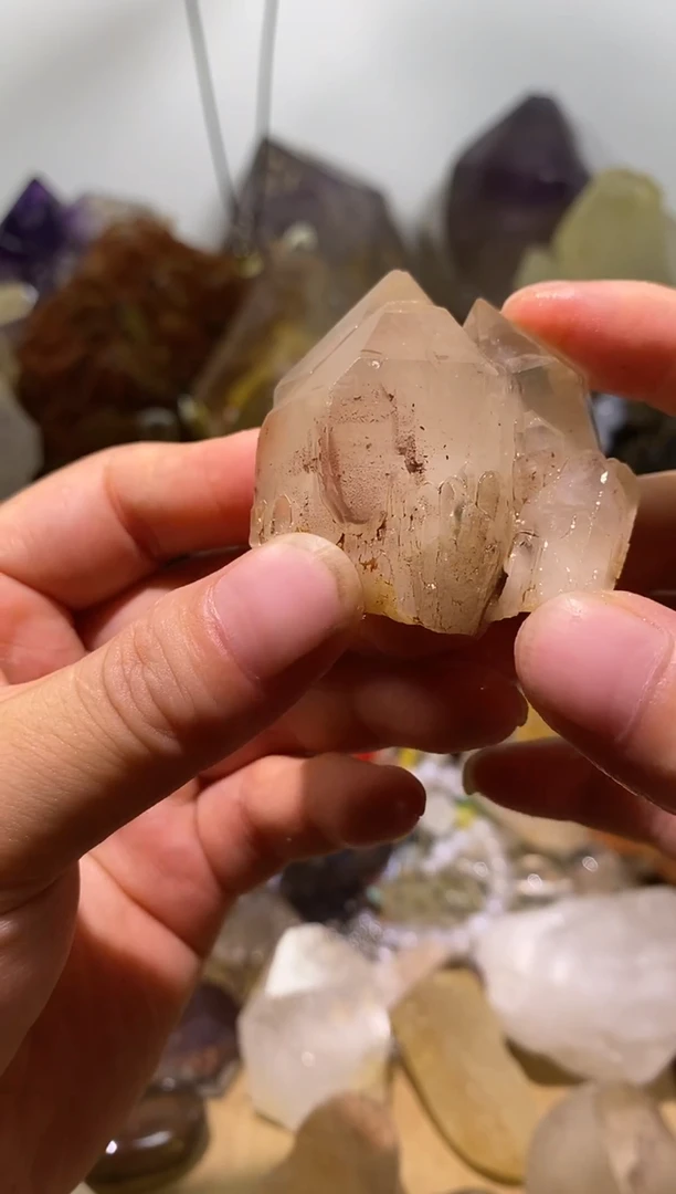 水晶珠宝半成品未镶嵌22号68g南非红幽灵+兔毛隐山+城堡