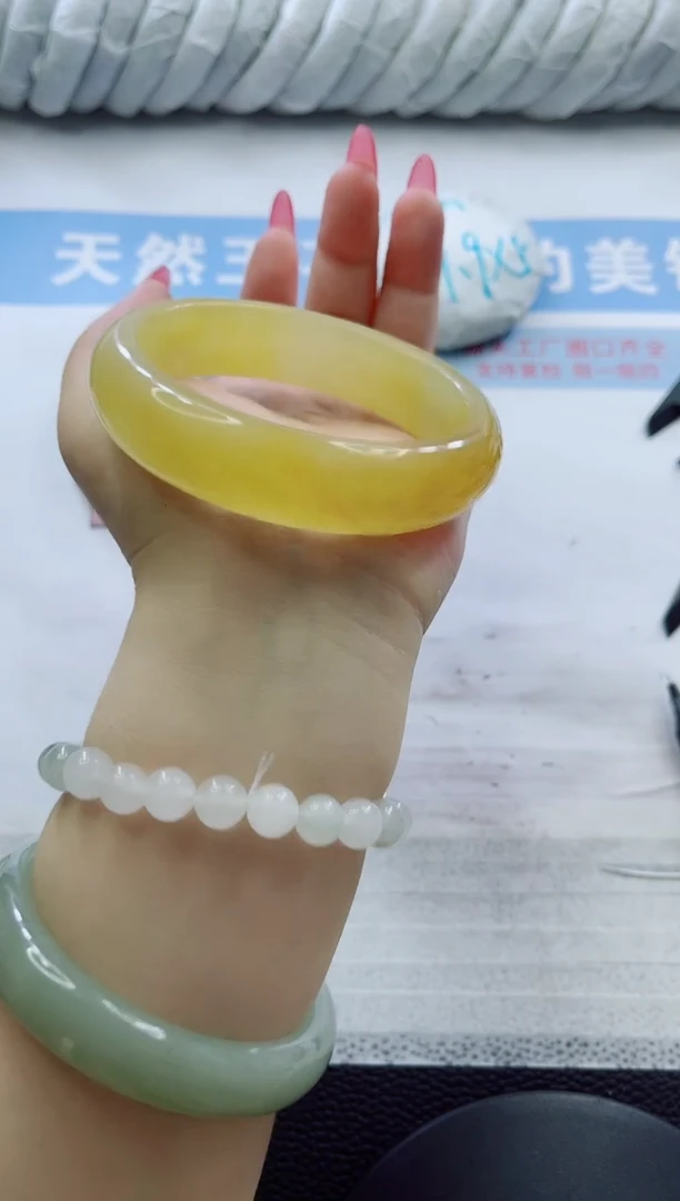 石英质玉手镯未镶嵌多样性发货C 110-63