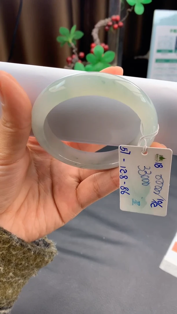 未镶嵌手镯翡翠翡翠自带#送人#，假一赔三