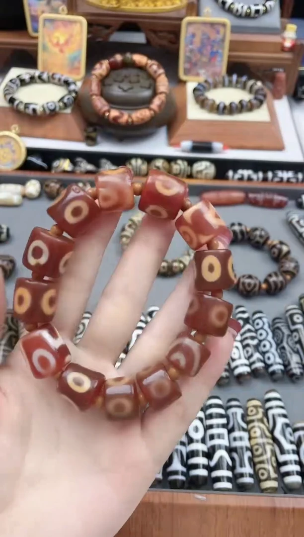 【闪购商品】玛瑙/玉髓手串未镶嵌金蟾断珠手串-大尺寸