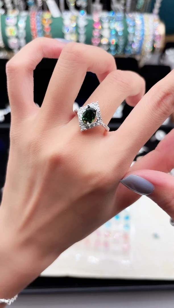 非金属合成立方氧化锆:*D39.8