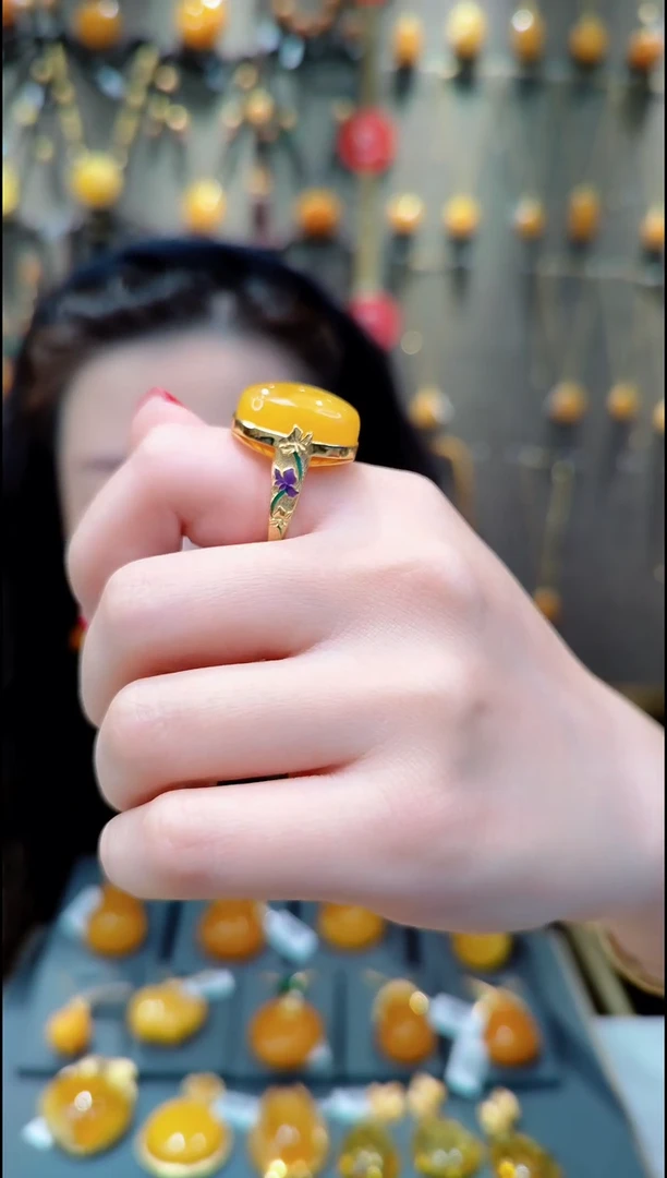 【闪购商品】蜜蜡戒指银S925镀金镶嵌A258蜜蜡戒指