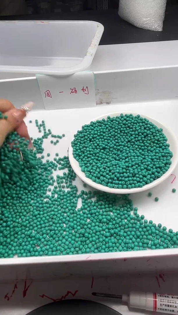 未镶嵌颈饰玛瑙/玉髓w410高瓷绿*松3mm*50颗