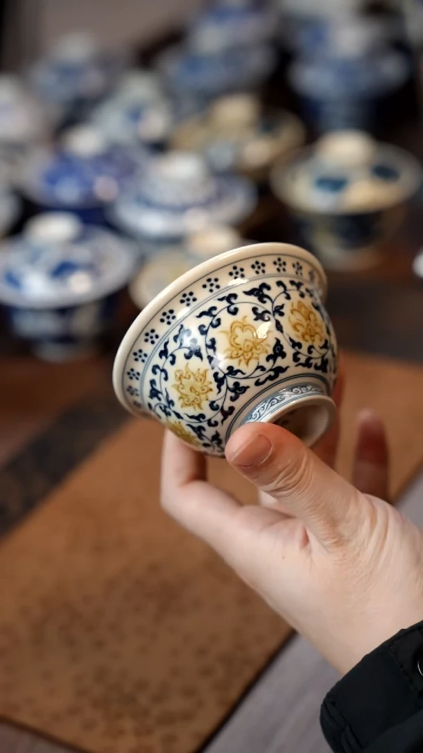 釉里金缠枝压手11111