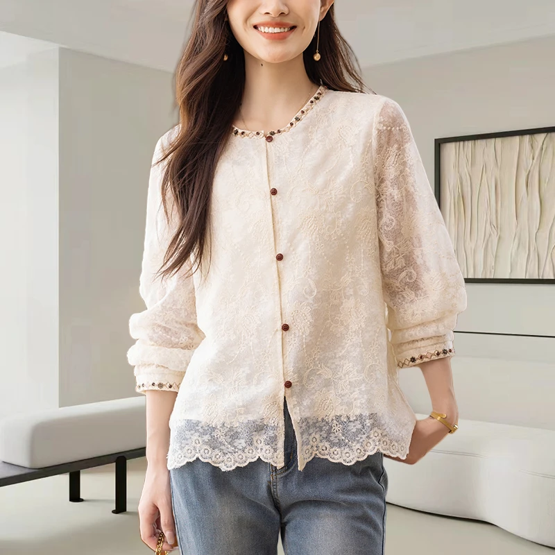 重工蕾丝刺绣衬衫女士2025秋季新款洋气减龄宽松显瘦气质百搭上衣