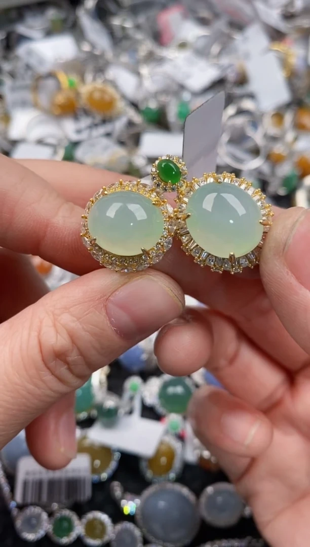 银S925镶嵌戒指翡翠999              4