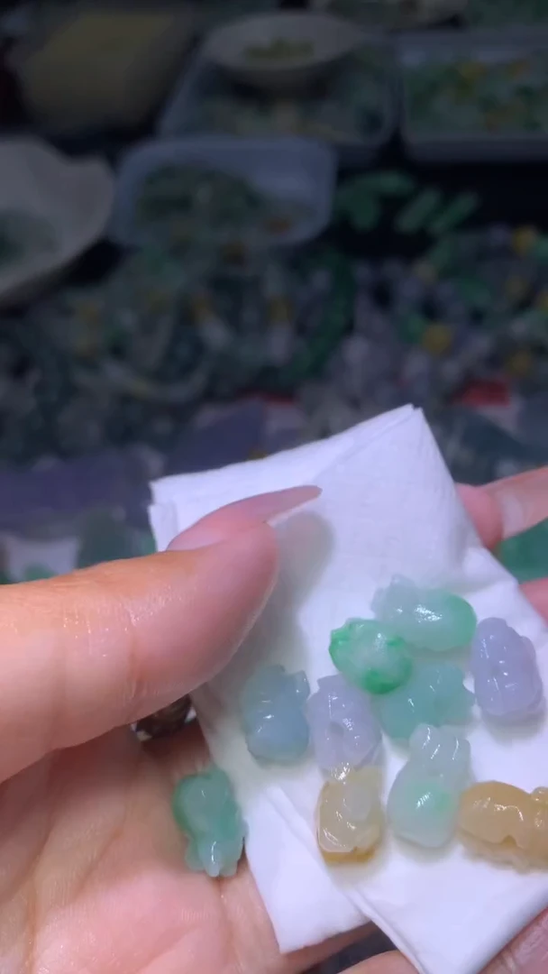 定制翡翠未镶嵌MXX022872