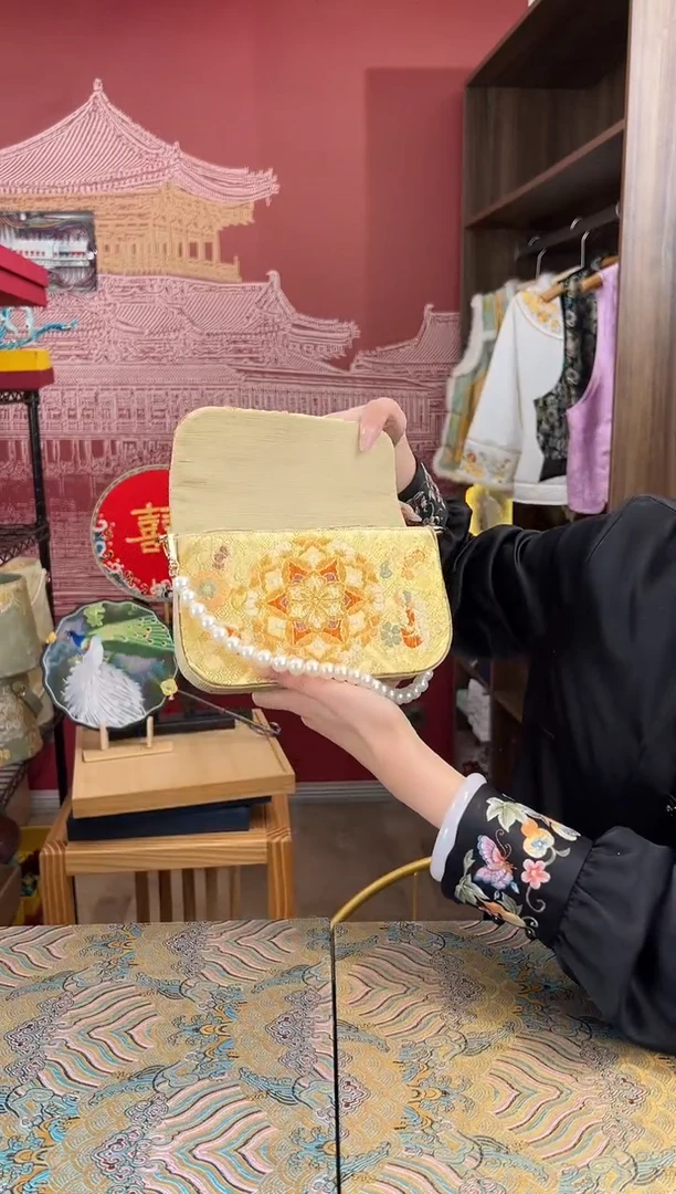 【闪购商品】刺绣手工西阵织包包