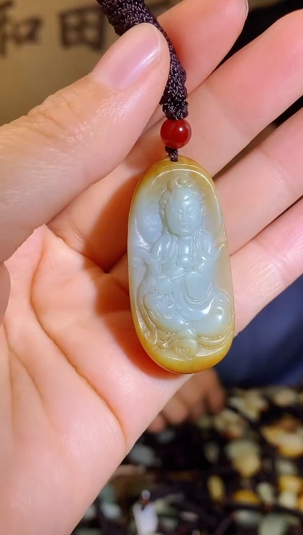 颈饰未镶嵌和田玉1