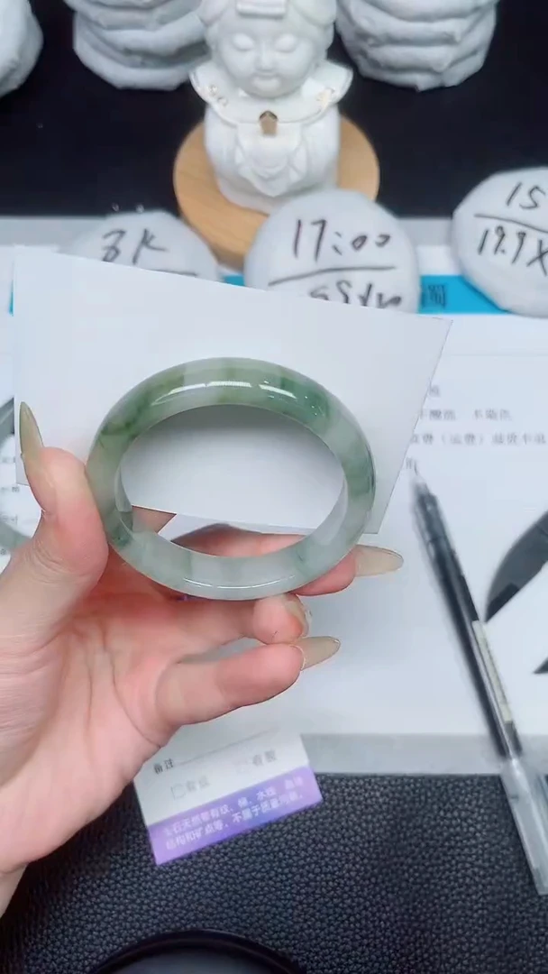 石英质玉手镯未镶嵌135-2.1