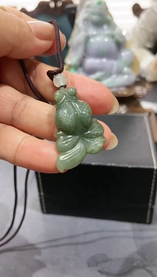 颈饰未镶嵌翡翠微*吊坠