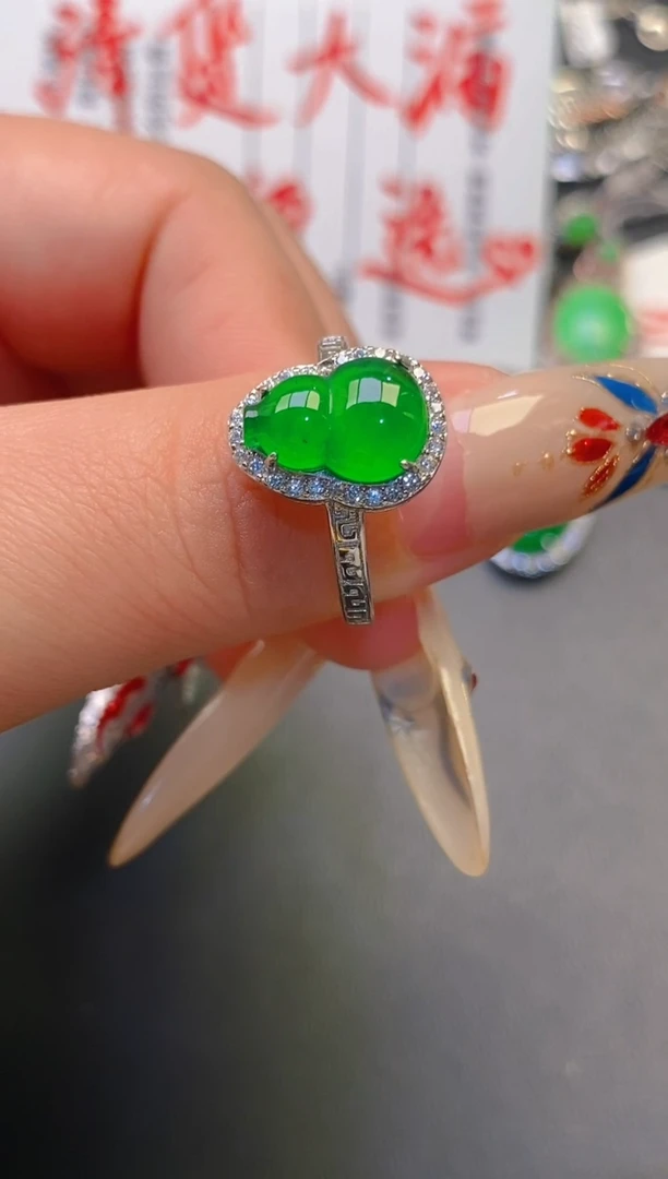 【闪购商品】翡翠耳饰银S925镶嵌天然A货翡翠1