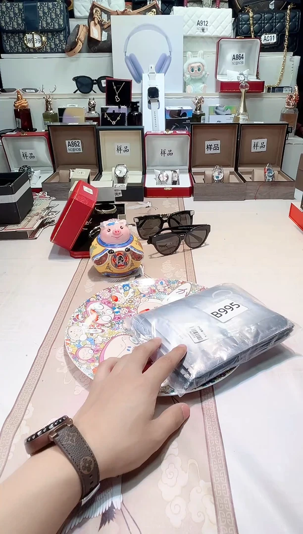 瓷片瓷器 库房到期 全部地板价@@1