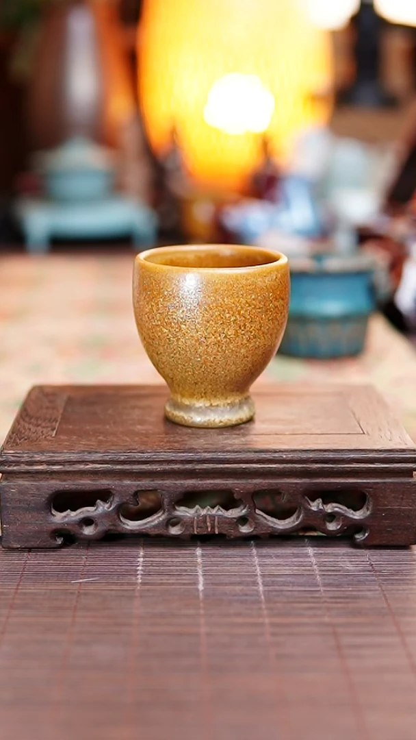 029 黄金釉 钧瓷主人杯