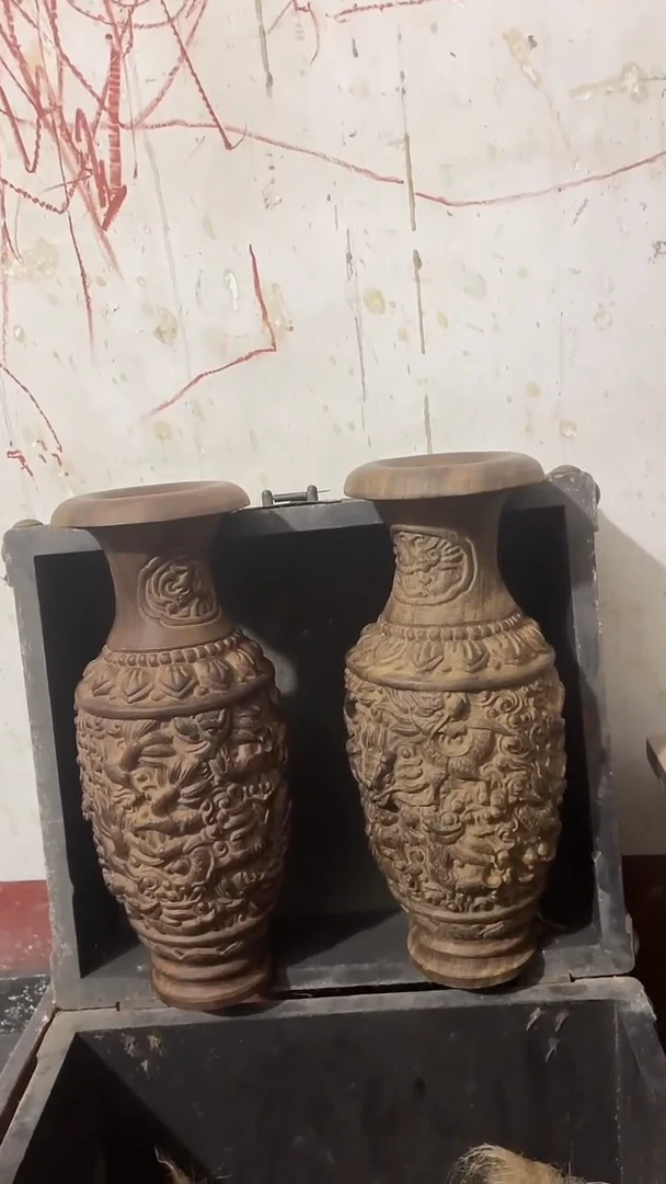 【闪购商品】木木雕新年快乐香木摆件