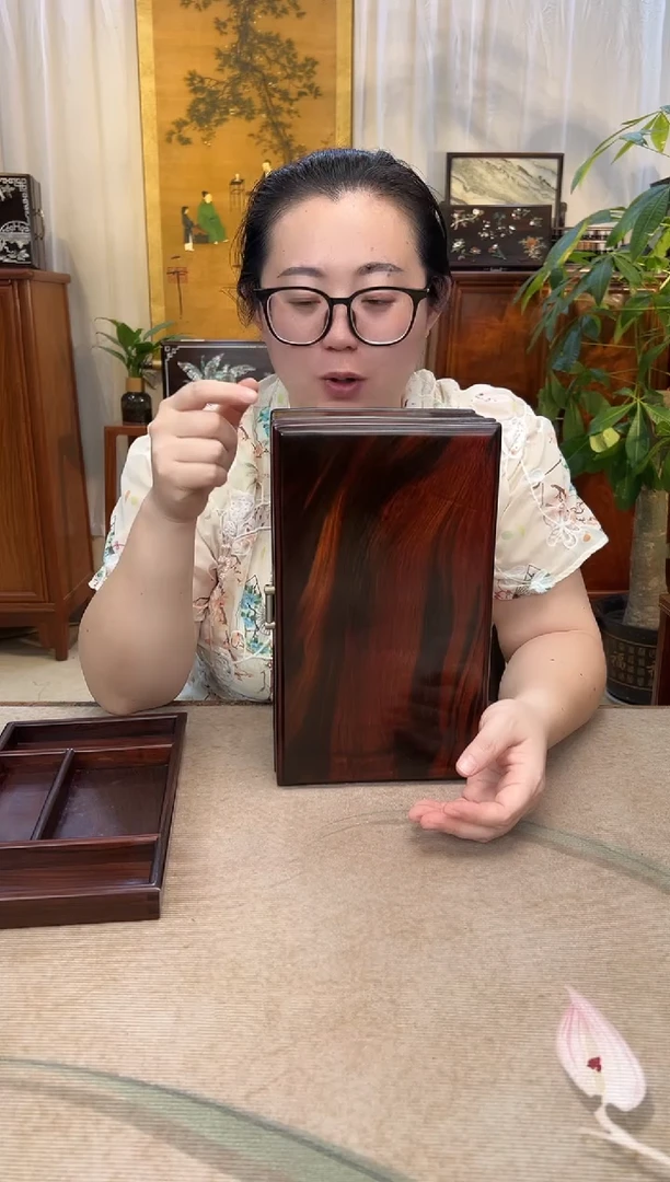 红酸枝木类成套家具大红酸枝素面线条盒30*18*11.5