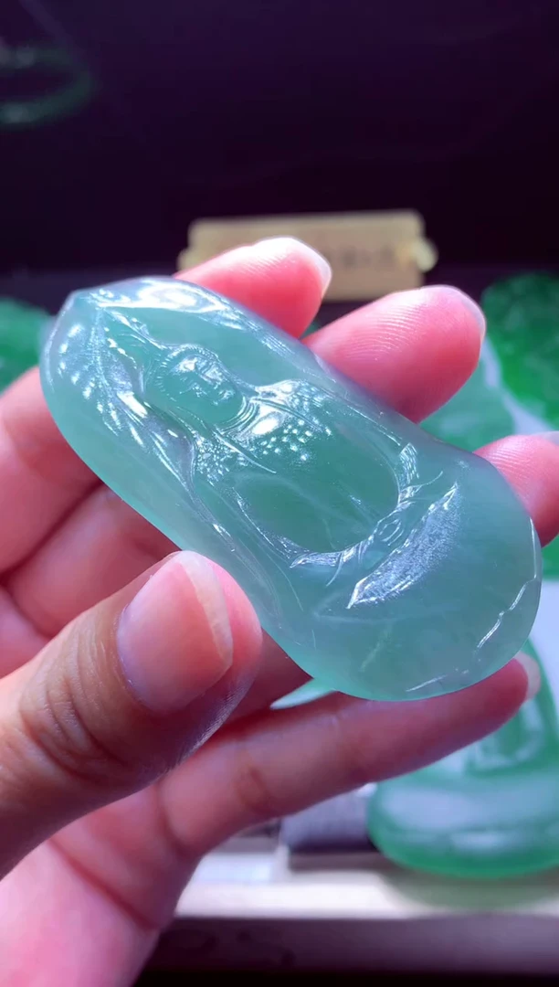 未镶嵌定制翡翠东**行天然缅甸翡翠A货毛货吊坠