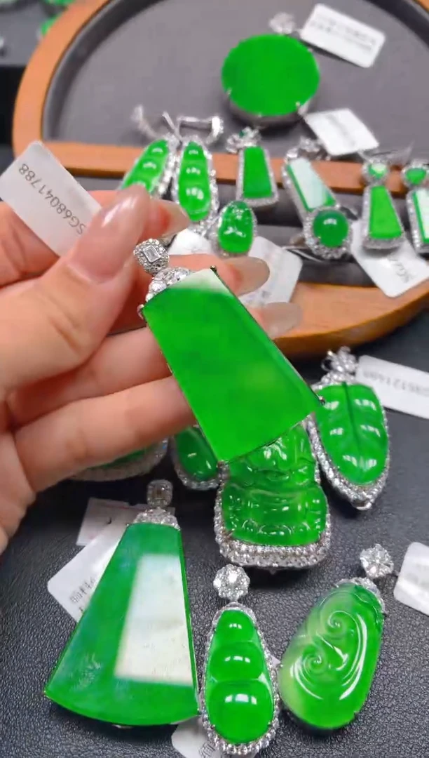 吊坠(不含链)银S925镶嵌翡翠1