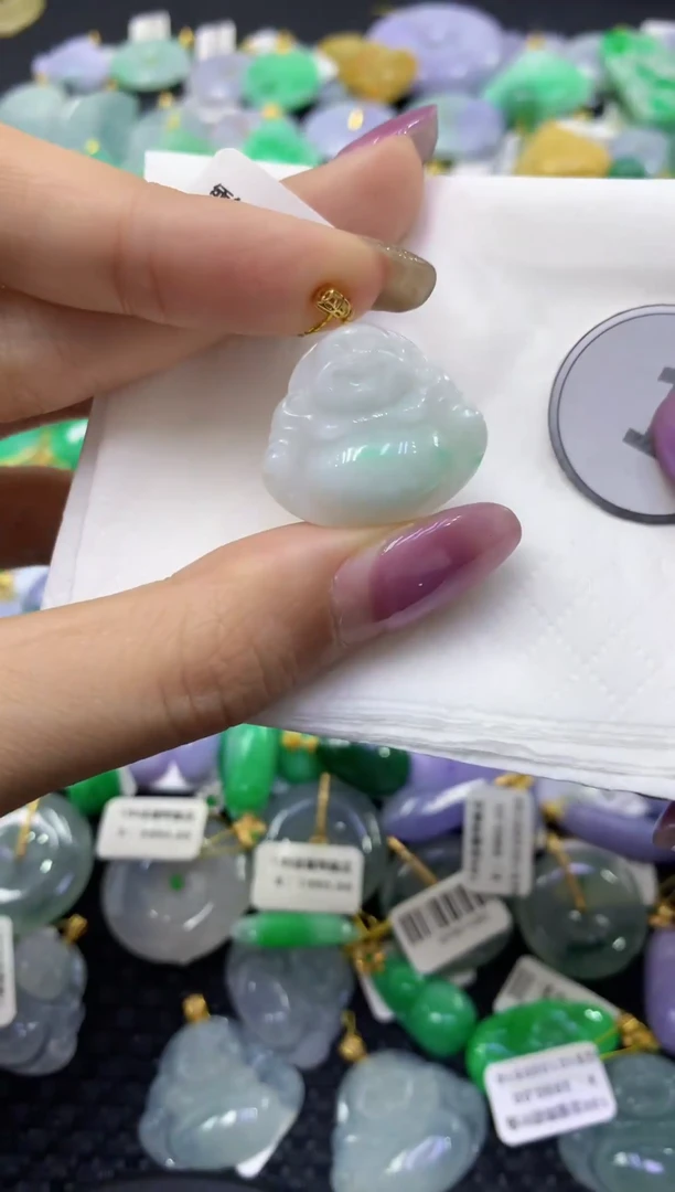 颈饰未镶嵌翡翠天然缅甸翡翠A货