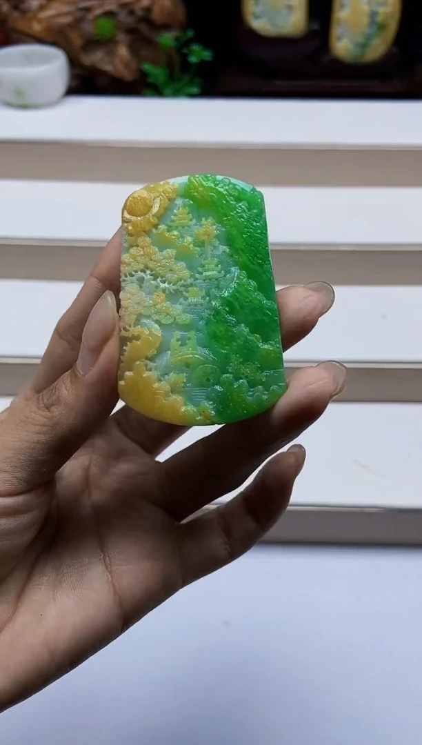 颈饰未镶嵌翡翠翡翠A货