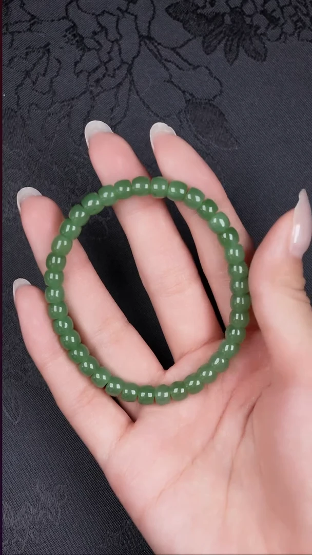 未镶嵌手串和田玉（碧玉）俄碧 多样性发其1