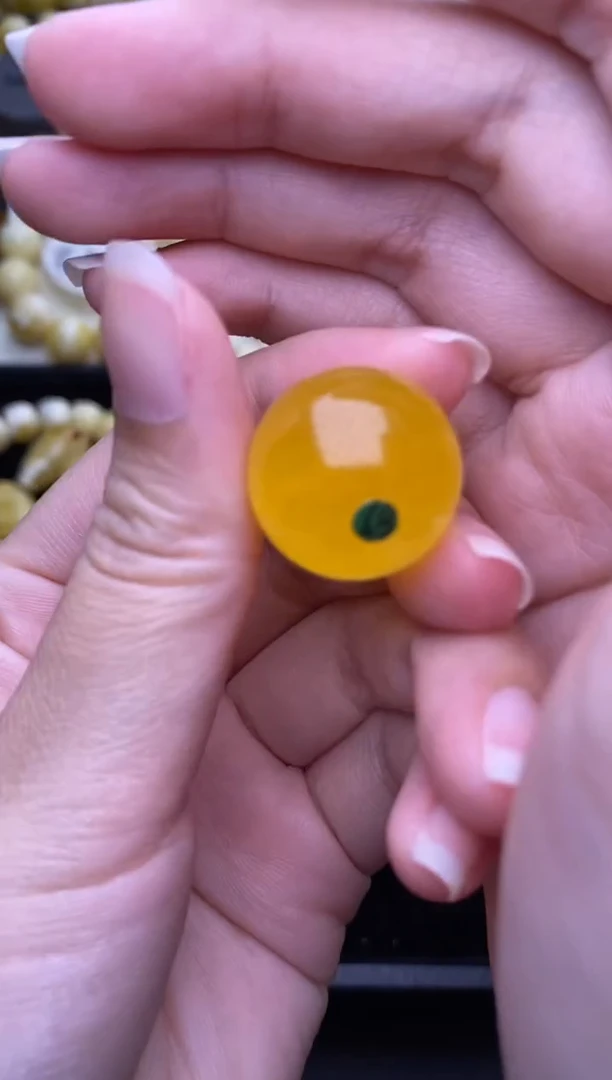 未镶嵌琥珀裸石大小姐珠宝105