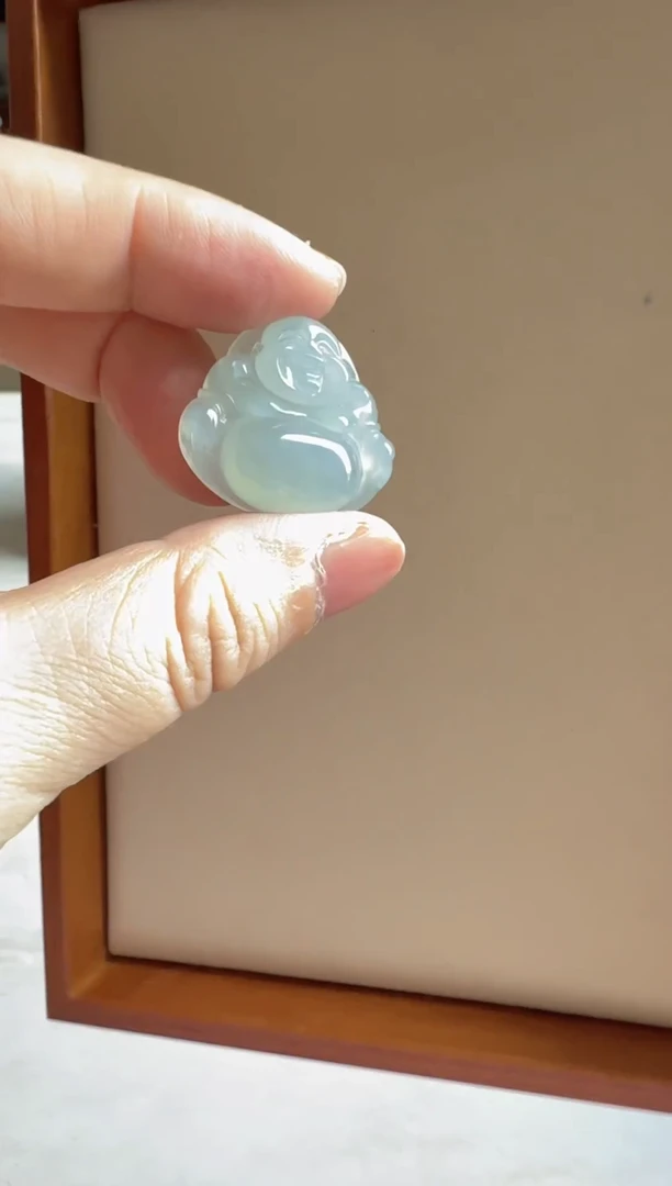 吊坠(不含链)未镶嵌翡翠糯冰晴底佛公