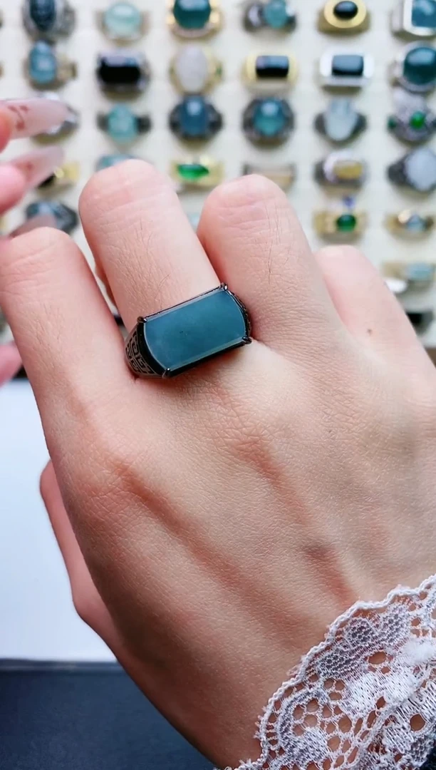 翡翠戒指银S925镶嵌天然翡翠男戒