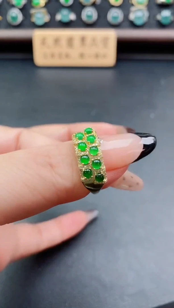 银S925镶嵌戒指翡翠1