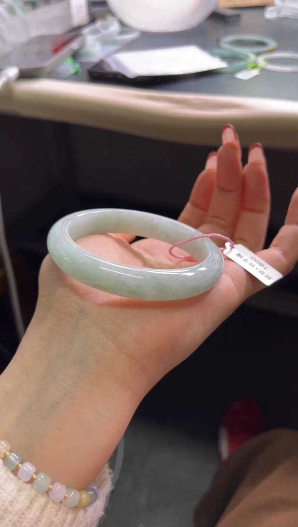 未镶嵌手镯定制翡翠57-59淡绿底「定制不退不换」