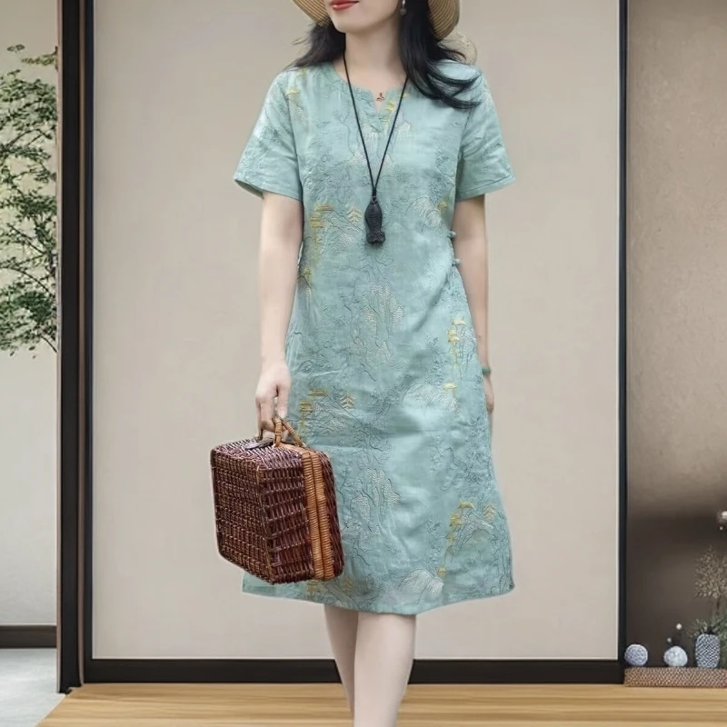 清新质感国风苎麻刺绣连衣裙夏季复古洋气V领盘扣新中式短袖裙子