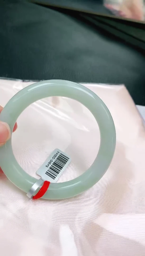 未镶嵌手镯翡翠缅甸天然A货翡翠手镯