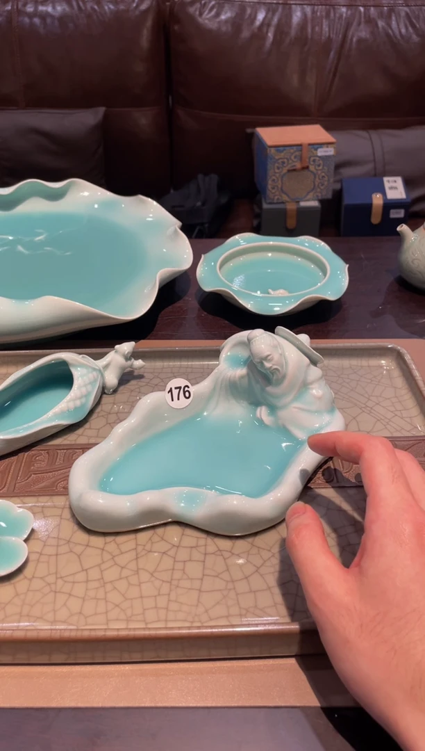 3*176窑承青瓷 震款 醉酒摆件