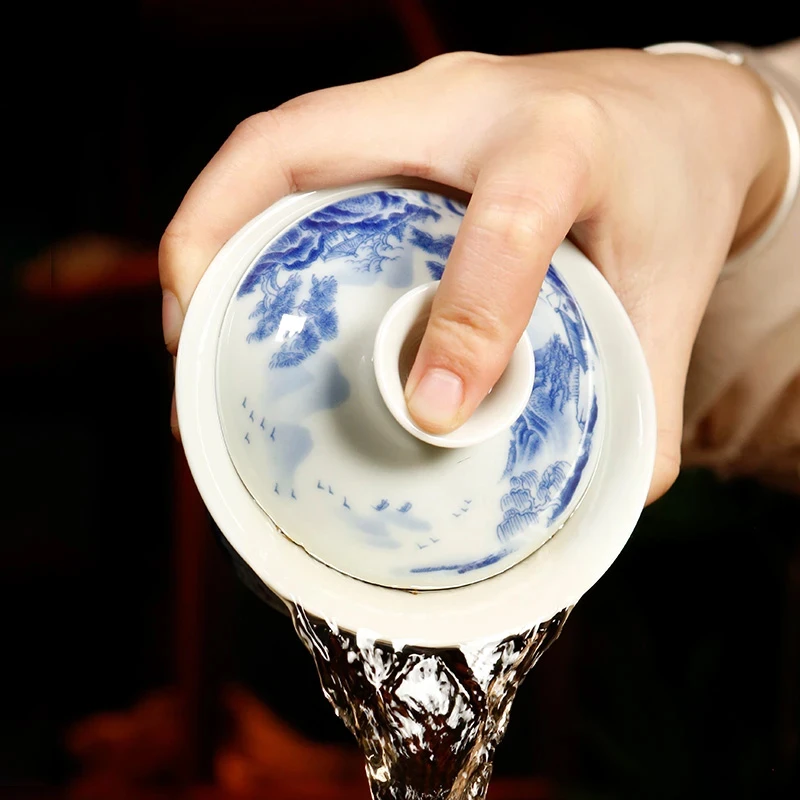 景德镇陶瓷青花山水茶具三才盖碗功夫茶具，复古大容量145ml礼盒装