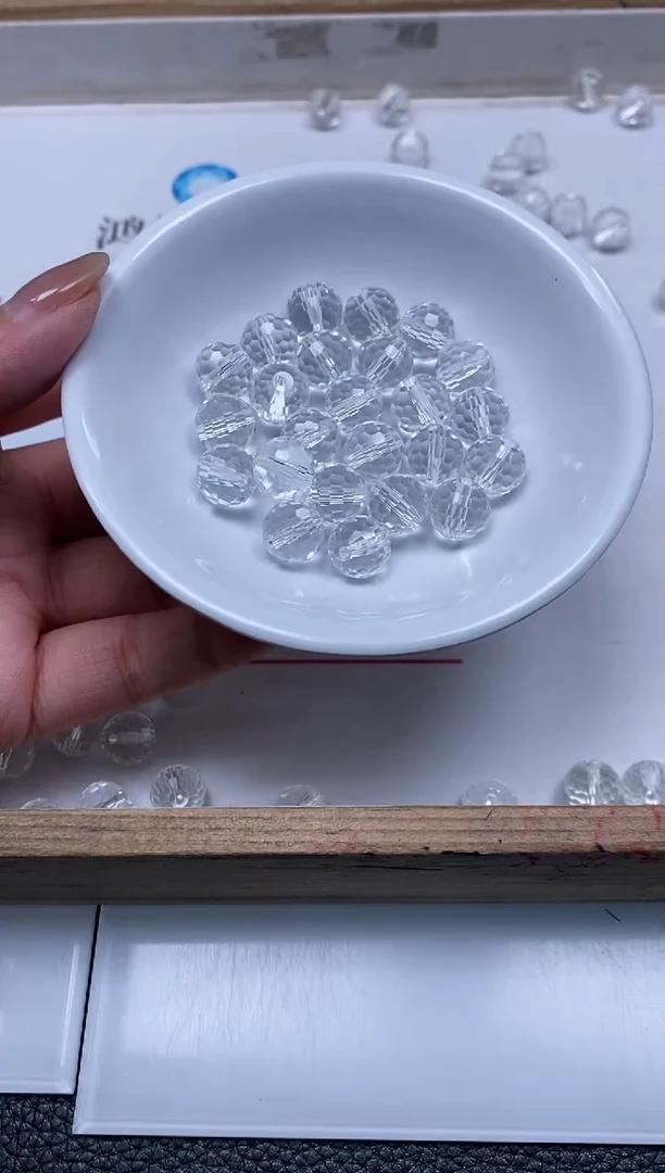 未镶嵌颈饰水晶D74 白水晶切面10mm8个9.9元