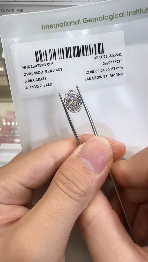 裸石实验室培育钻石@ 5.06ct 先鉴赏，再定制！