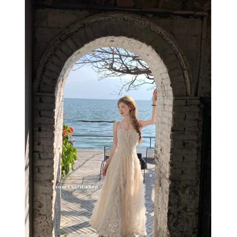 夏季新款气质高级感钻链羽毛吊带连衣裙长款女装收腰显瘦长裙子