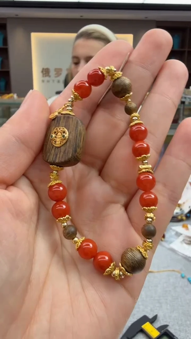 手链未镶嵌南红玛瑙63秒拍号 假一罚三