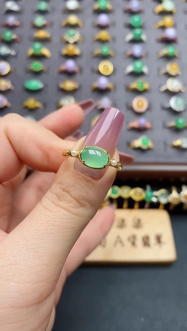 银S925镶嵌戒指翡翠........