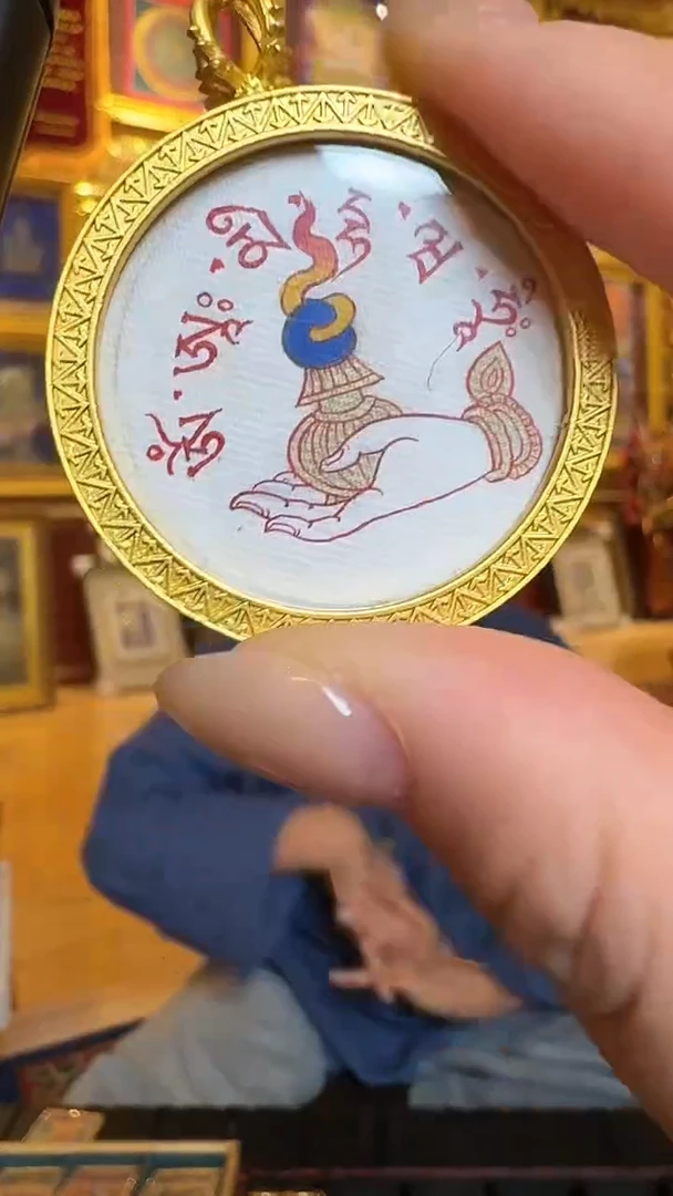 吊坠普老师3.0--热贡手绘