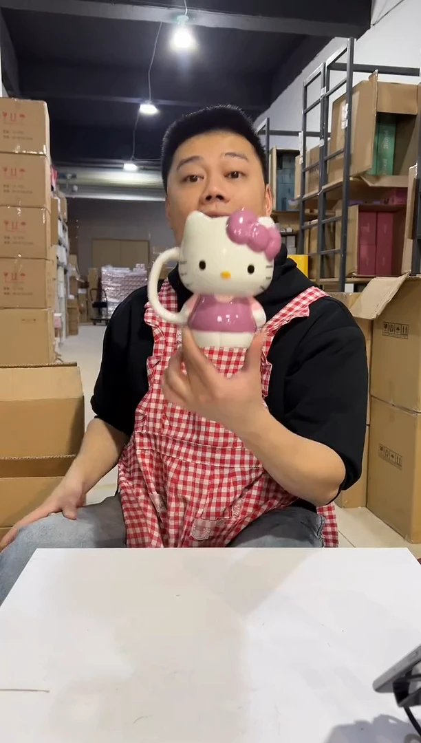 【闪购商品】杯粉色kt猫全身杯 陶瓷