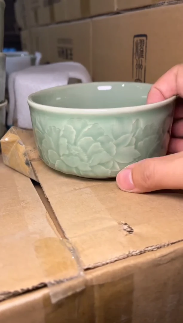 瓷微瑕中号保鲜碗1只