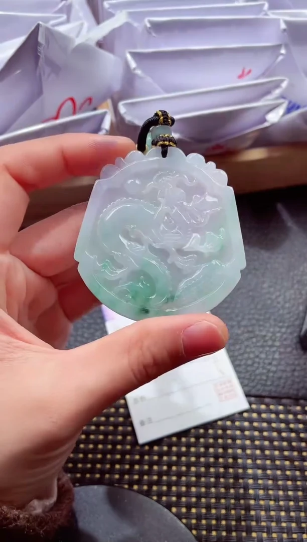 颈饰未镶嵌翡翠11111